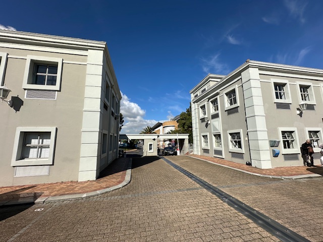 To Let commercial Property for Rent in Pinelands Western Cape